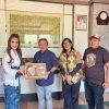 Komitmen membangun sport tourism berbasis budaya. Tim Love View Production mengabadikan momen bersama Bupati Kuningan usai mempresentasikan konsep Kuningan Angklung Run 2026 yang diharapkan menjadi agenda unggulan daerah. (Dok. Love View Production)